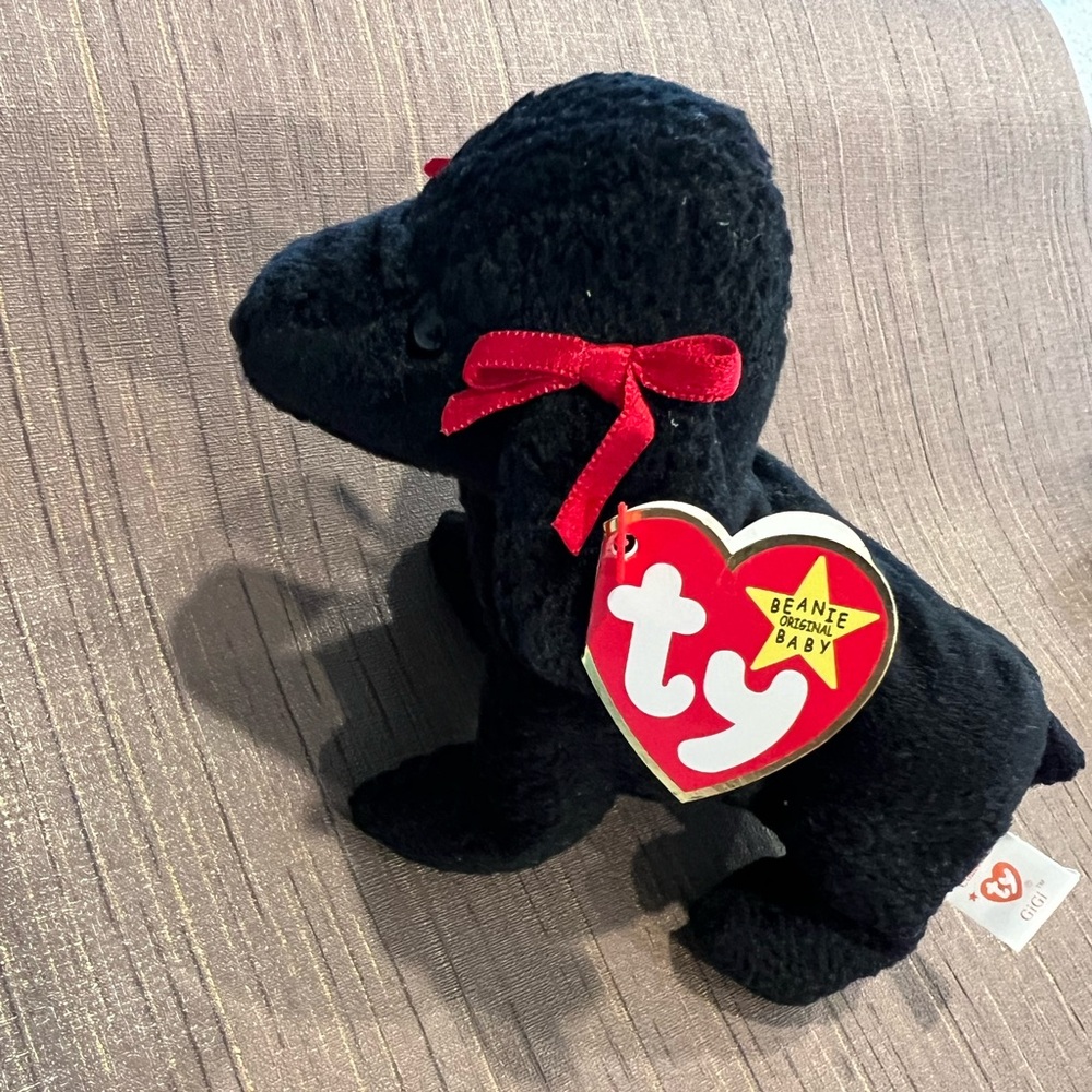 Extremely RARE GIGI 1997 Ty Plush Black Dog with Red Bow